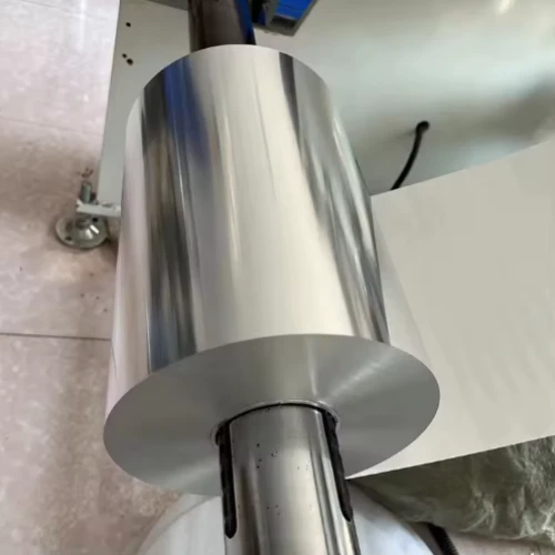 Grote rollen van puur aluminiumfolie: hoogwaardige verpakkingen en industriële oplossingen