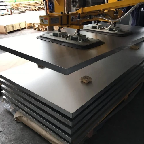 Plat aluminium plaatwerk